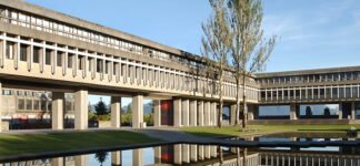 FRASER INTERNATIONAL COLLEGE – [FIC], BURNABY, BRITISH COLUMBIA